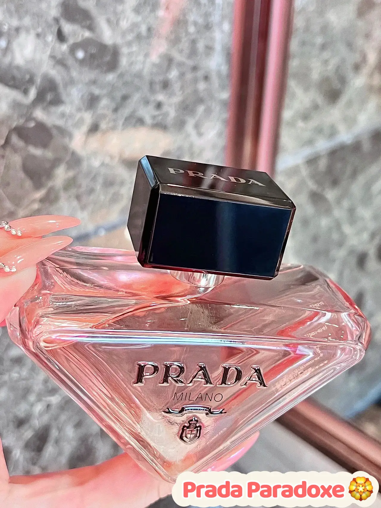 MÊ HỒN VỚI DÒNG NƯỚC HOA MỚI CỦA PRADA ? | Galeri diposting oleh Linh Linh  | Lemon8